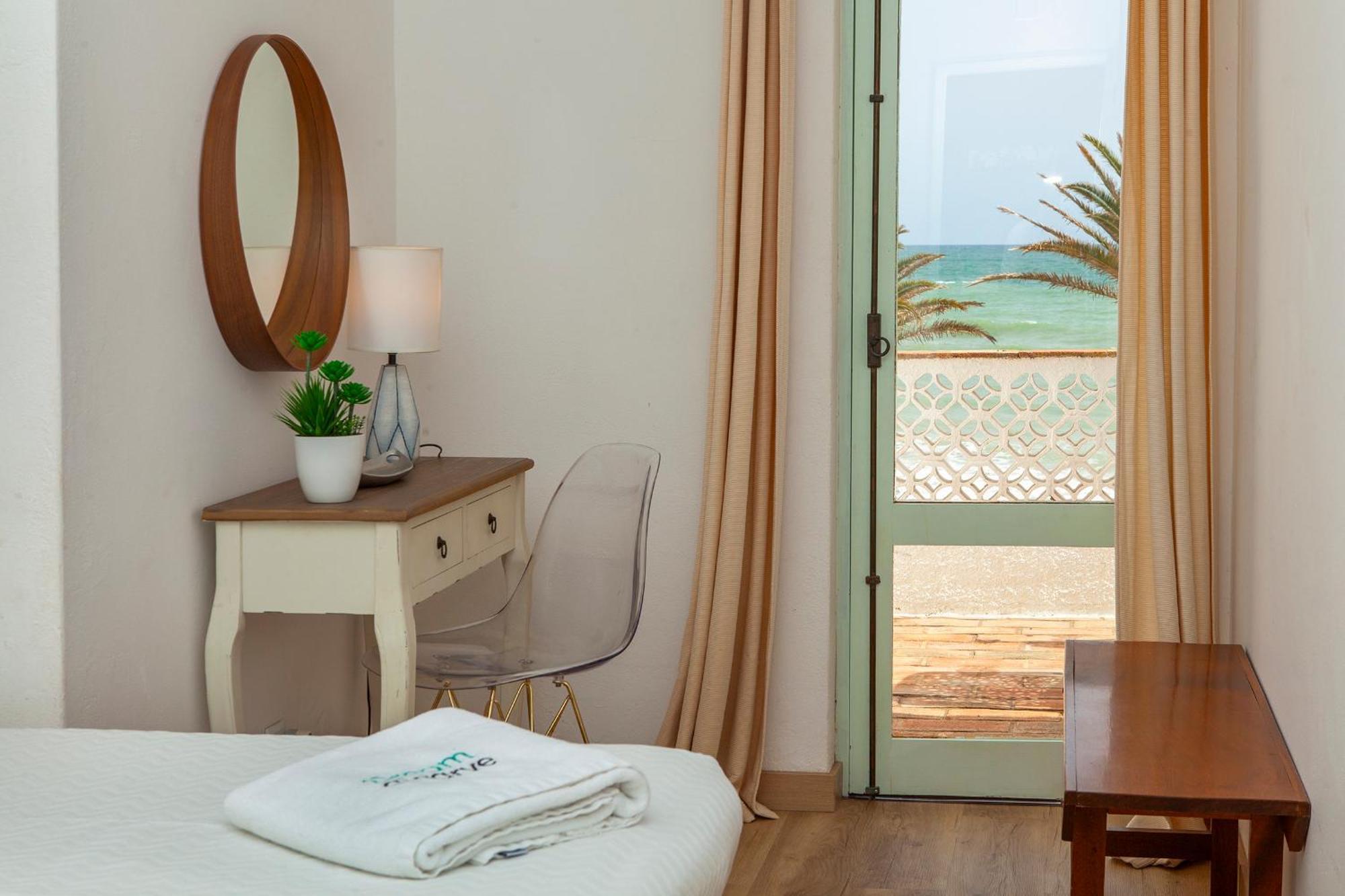 B86 - Beachline Apartment In Praia Da Luz Exterior photo